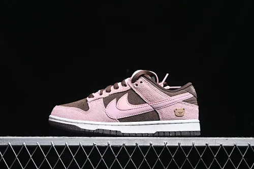 All categories Nk SB Dunk series Nk SB Dunk Low low-top sneakers Nk Dunk Low 85 double hook series Strawberry chestnut SB low-top sports and leisure sneakers HV1799-161
